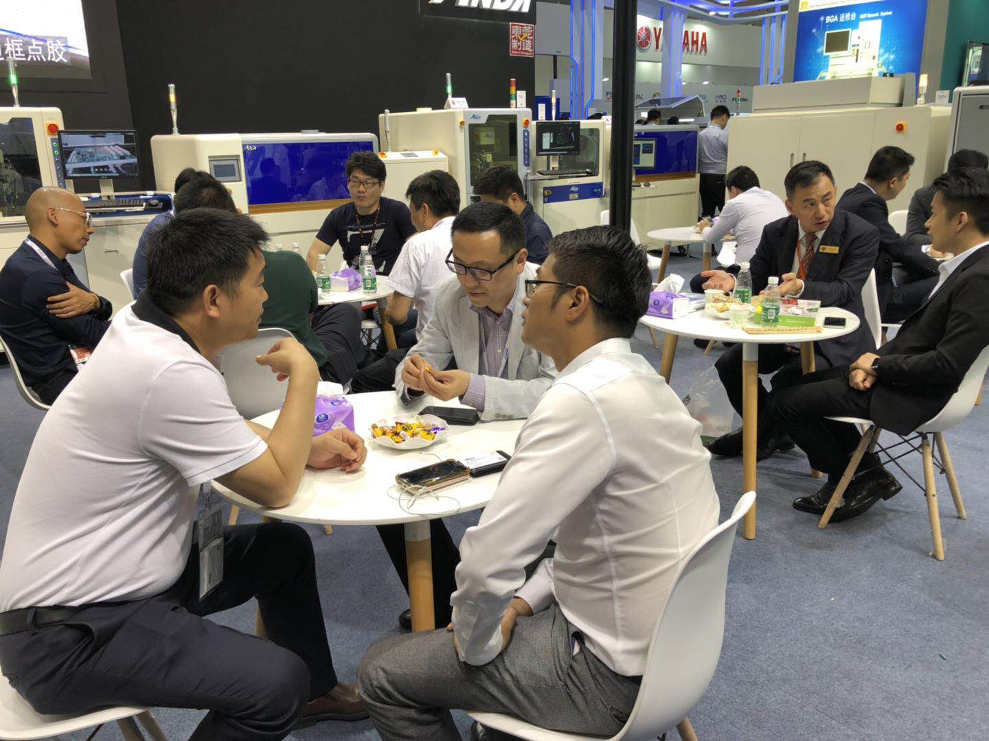 z6com·尊龙携新亮相，载誉而归 | 2019上海NEPCON快报