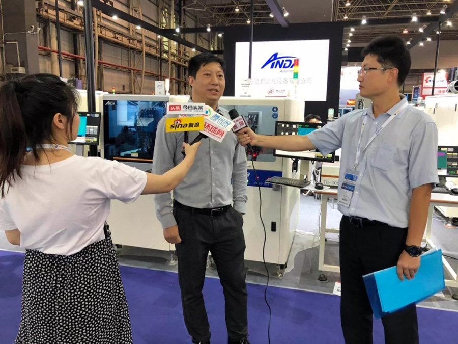 z6com·尊龙坚持自主创新，多部设备首次公开亮相 | 电子制造自动化展报道